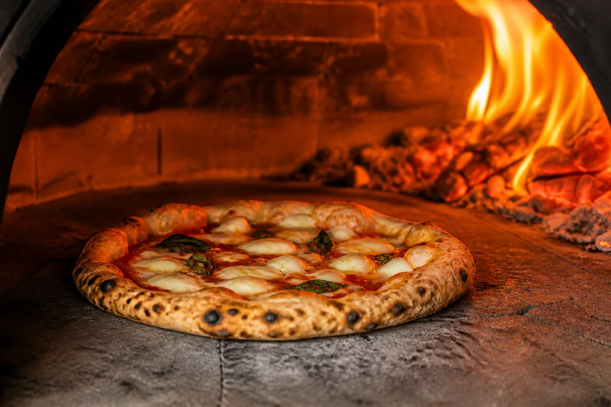 Temps de cuisson pizza au feu de bois : le vrai chrono